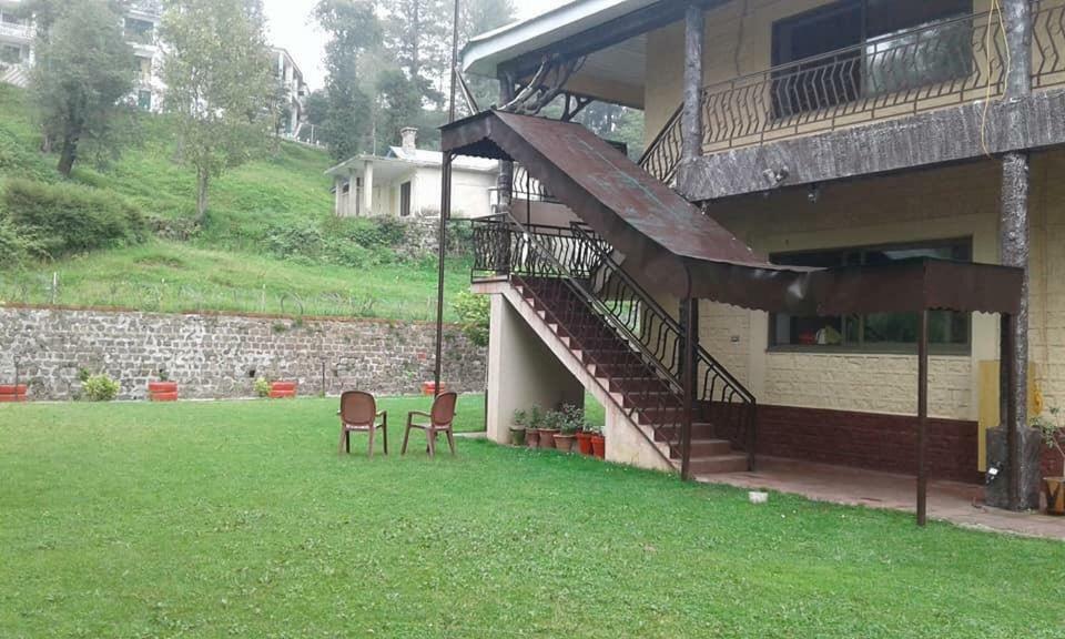 Cosy Knock Hotel Murree Exterior photo