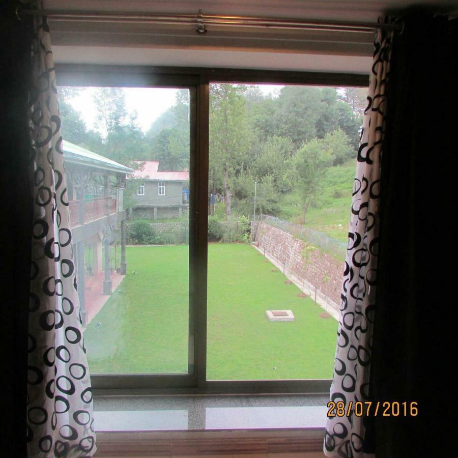 Cosy Knock Hotel Murree Exterior photo